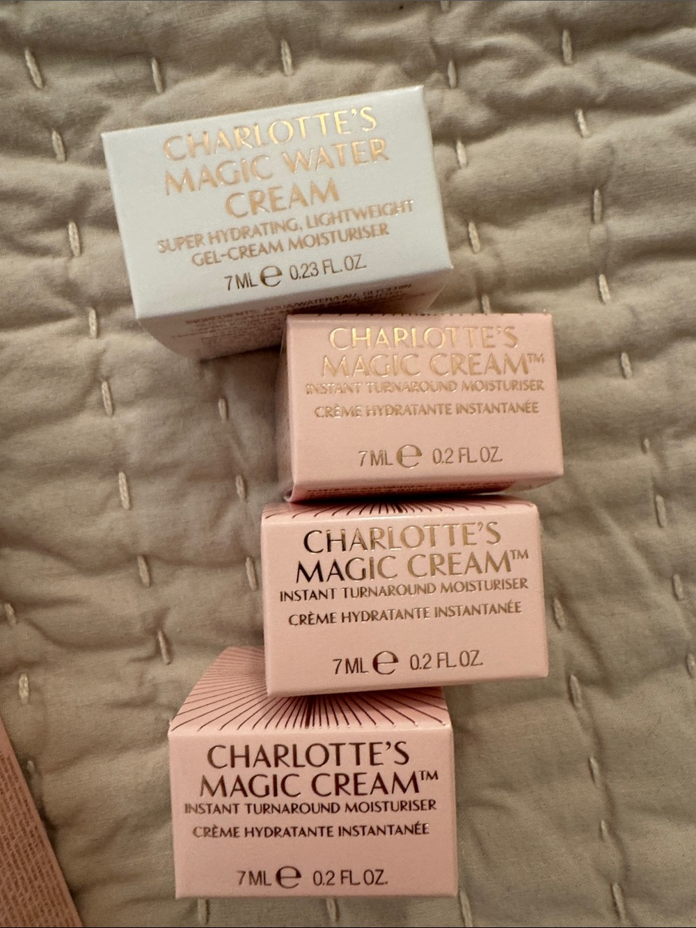 Charlotte Tilbury Assorted samples - Picture 3 of 5